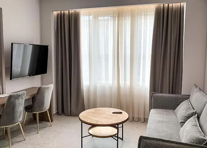 Tailor Suite 1