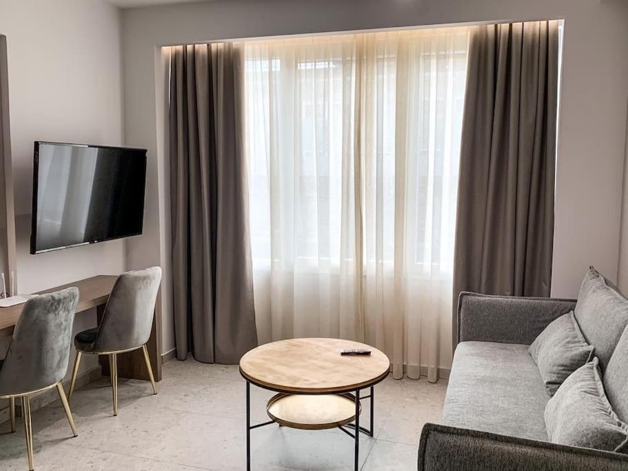 Tailor 1 Apartment *